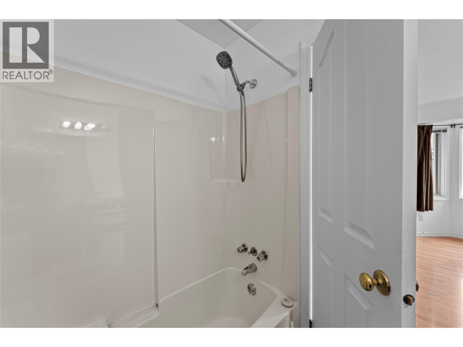 1195 14th Street Unit# 33, Kamloops, British Columbia  V2B 8L1 - Photo 12 - 10398756