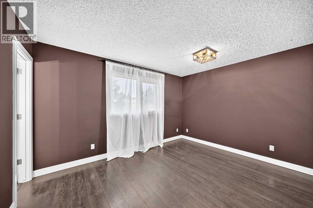 153 Madeira Road NE
