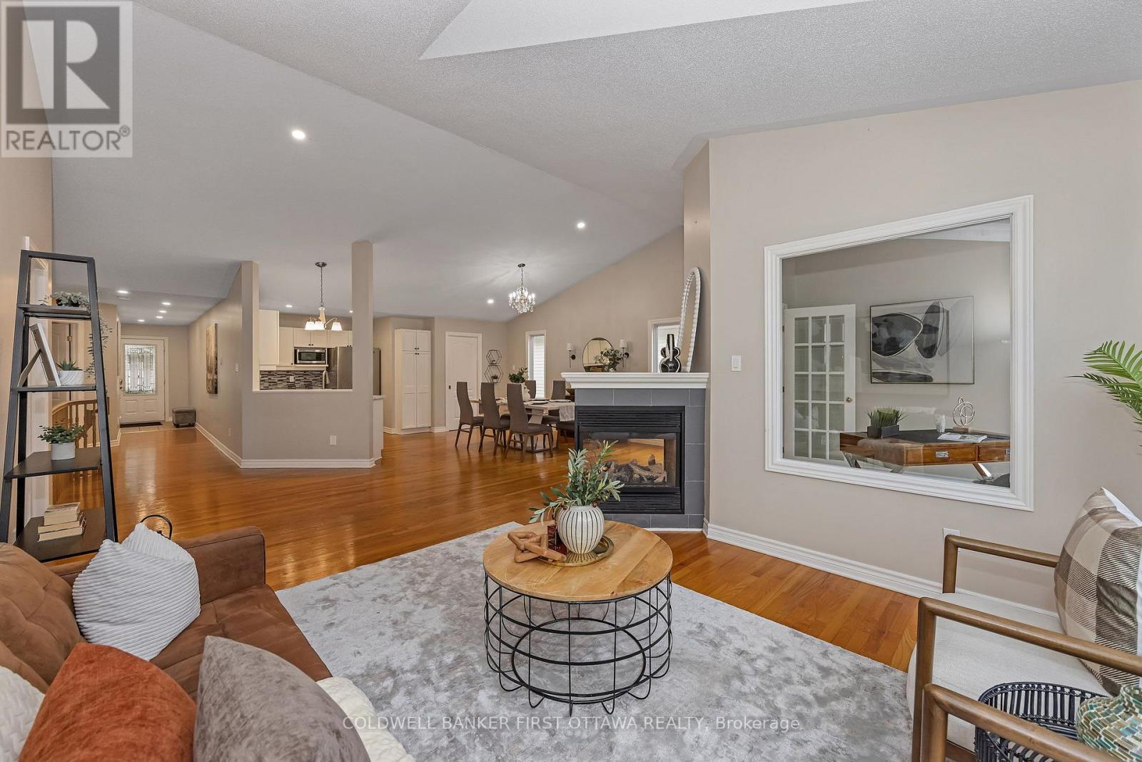13 Fieldcrest Avenue, Ottawa, Ontario  K2J 4W7 - Photo 8 - X13757424