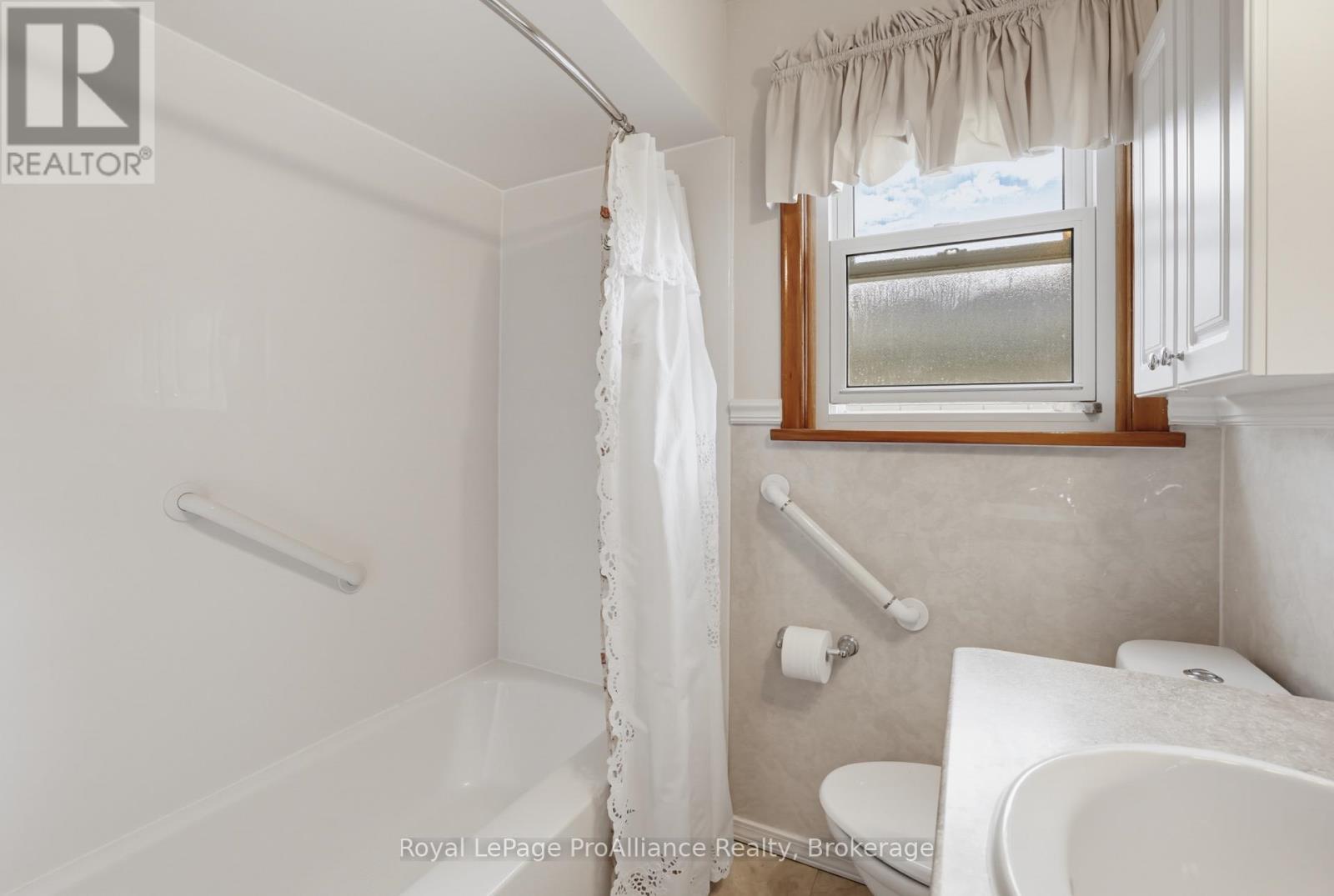 64 Elizabeth Crescent, Belleville, Ontario  K8N 1K5 - Photo 17 - X14083046