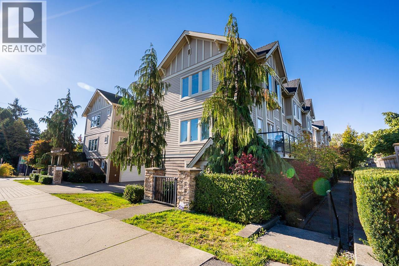 12 7489 16TH STREET, Burnaby, British Columbia