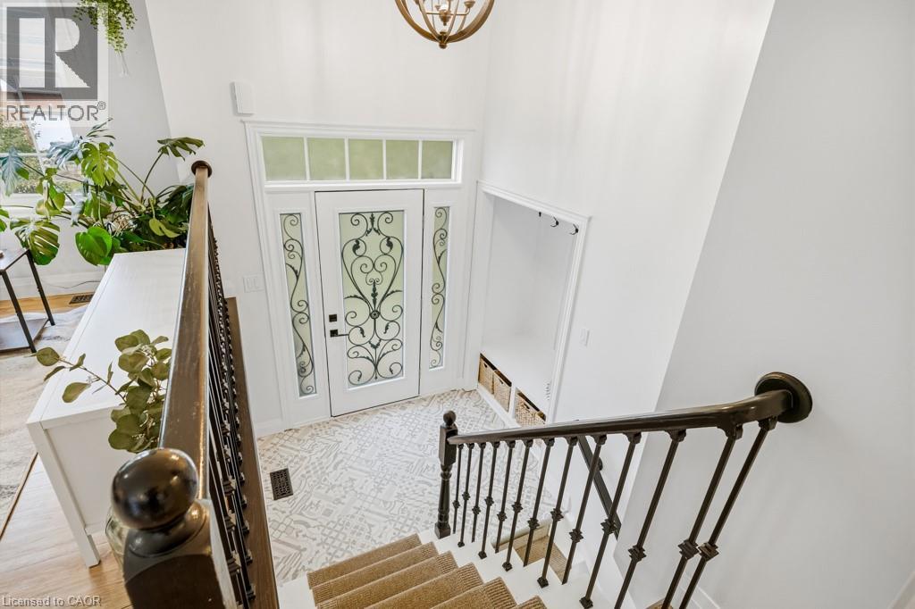 4219 Taylor Court, Beamsville, Ontario  L3J 0J9 - Photo 4 - 40871263