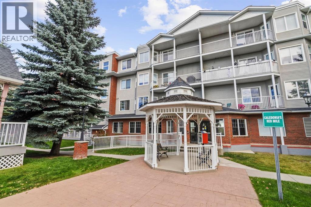 409, 8 Prestwick Pond Terrace SE, Calgary, Alberta  T2Z 4P3 - Photo 1 - A2350919