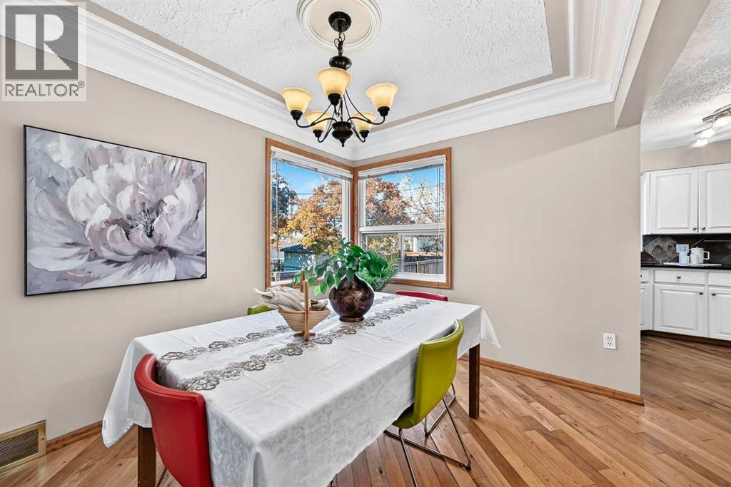 2208 Capitol Hill Crescent Nw, Calgary, Alberta  T2M 4B9 - Photo 9 - A2351727