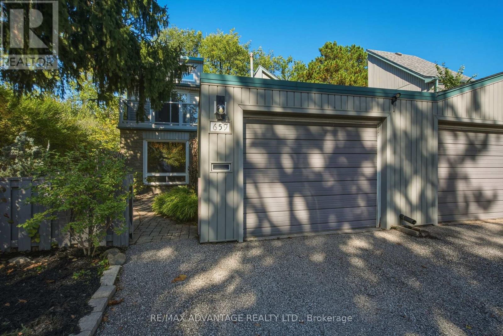 659 Woodcrest Boulevard, London South, Ontario  N6K 1P8 - Photo 3 - X14083122