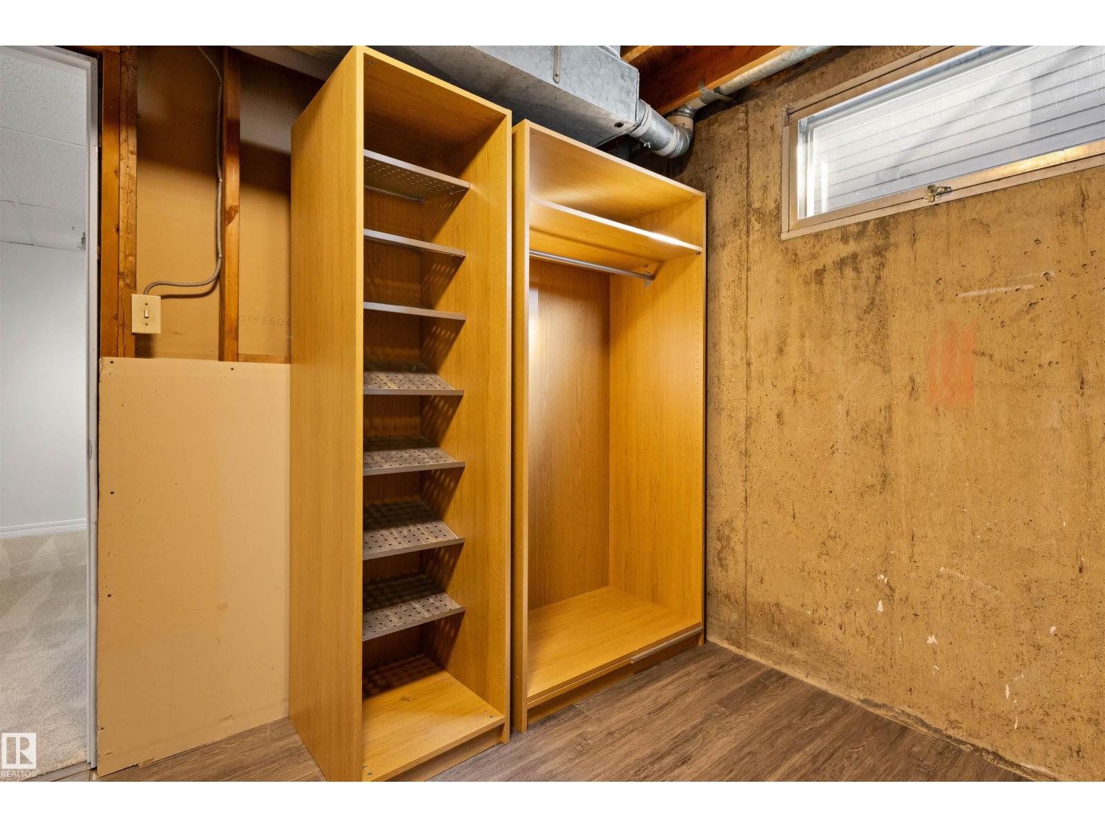 6207 85 AV NW