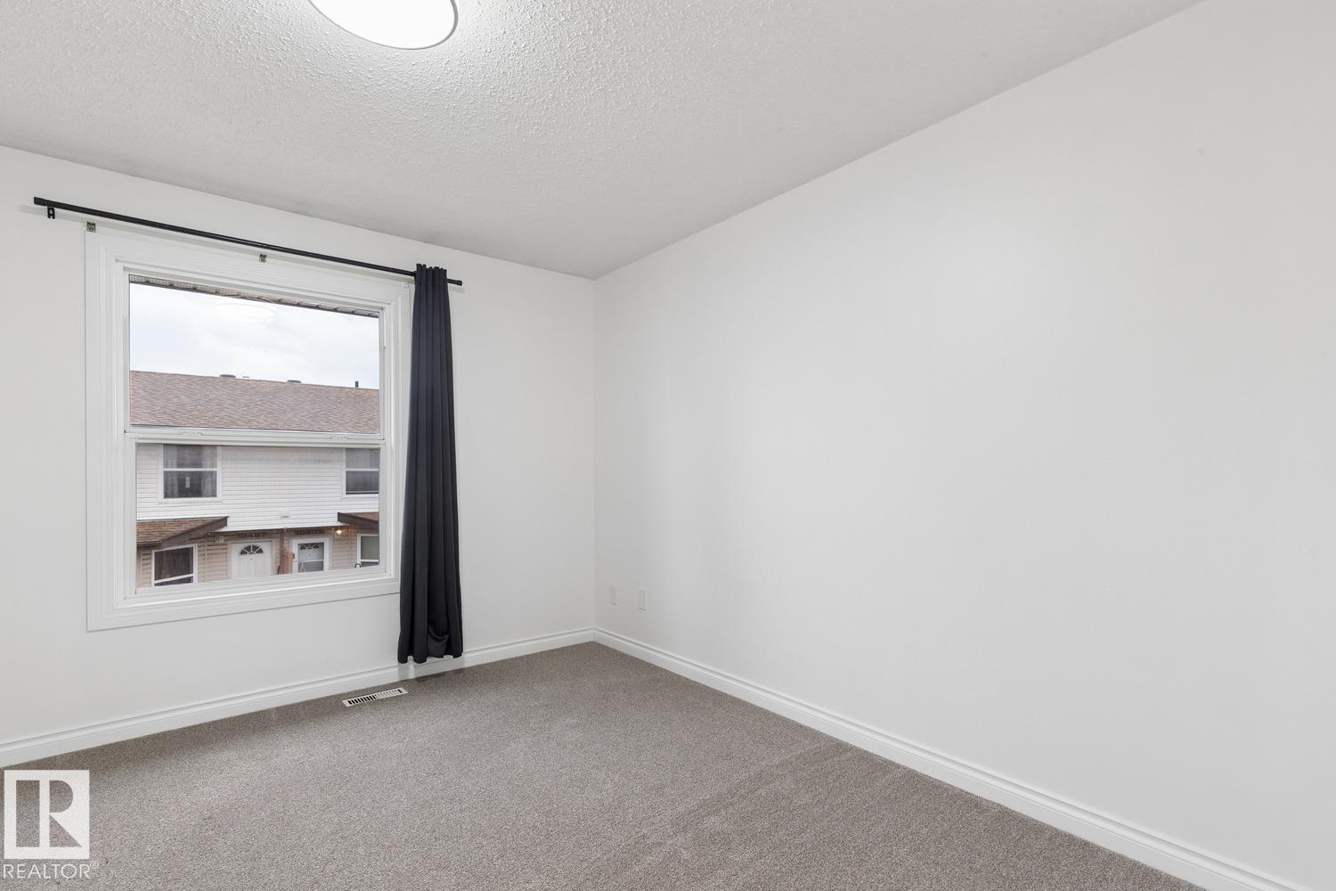 10475 24 AV NW