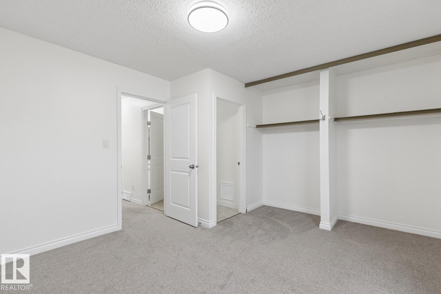 10475 24 AV NW