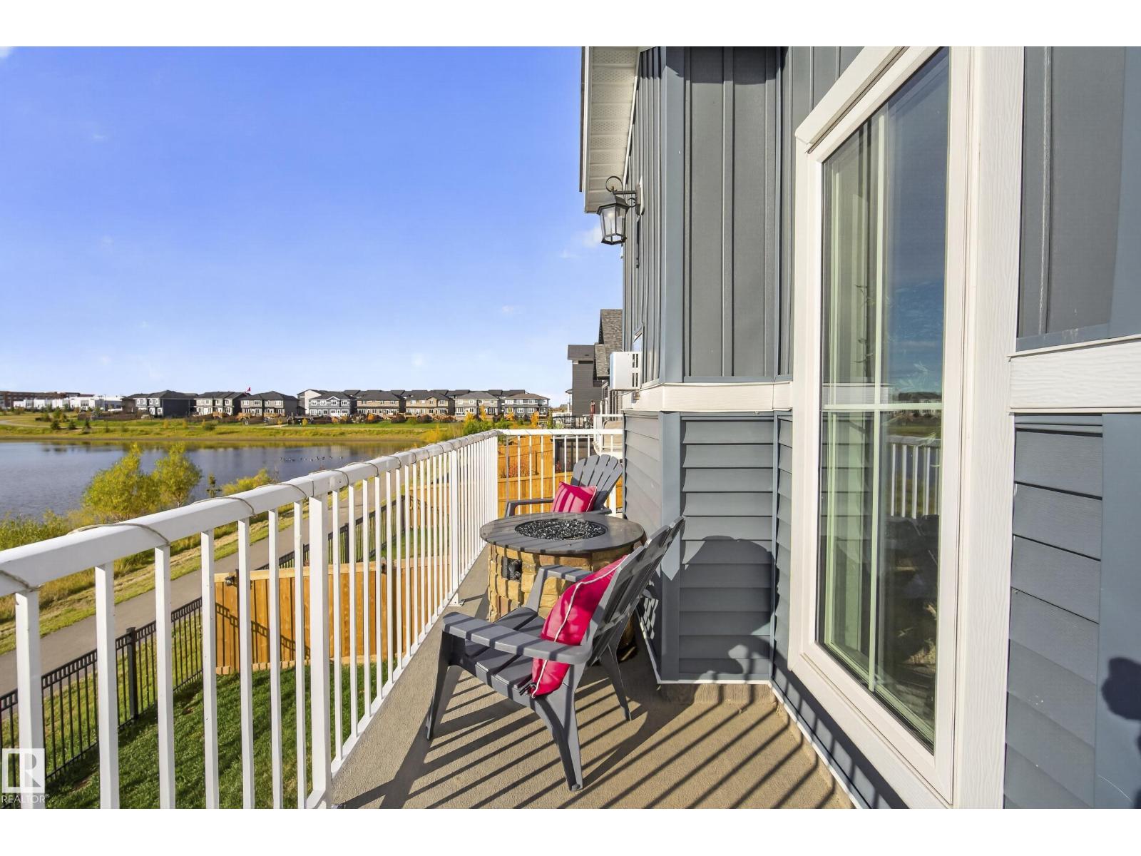 55 EDGEFIELD WY