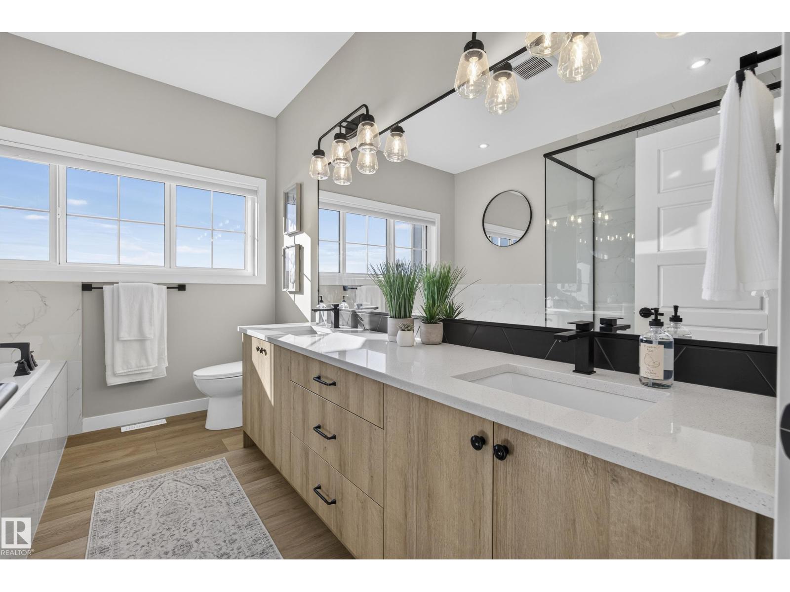 55 EDGEFIELD WY