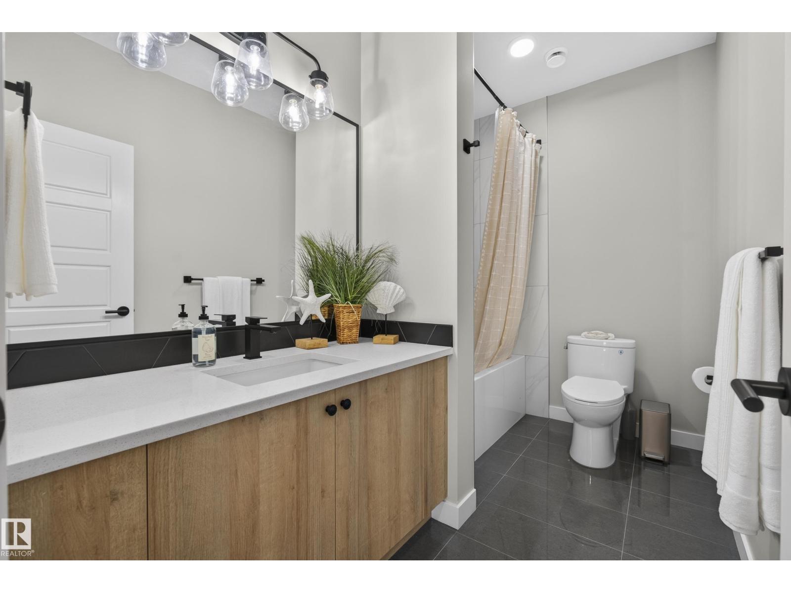 55 EDGEFIELD WY