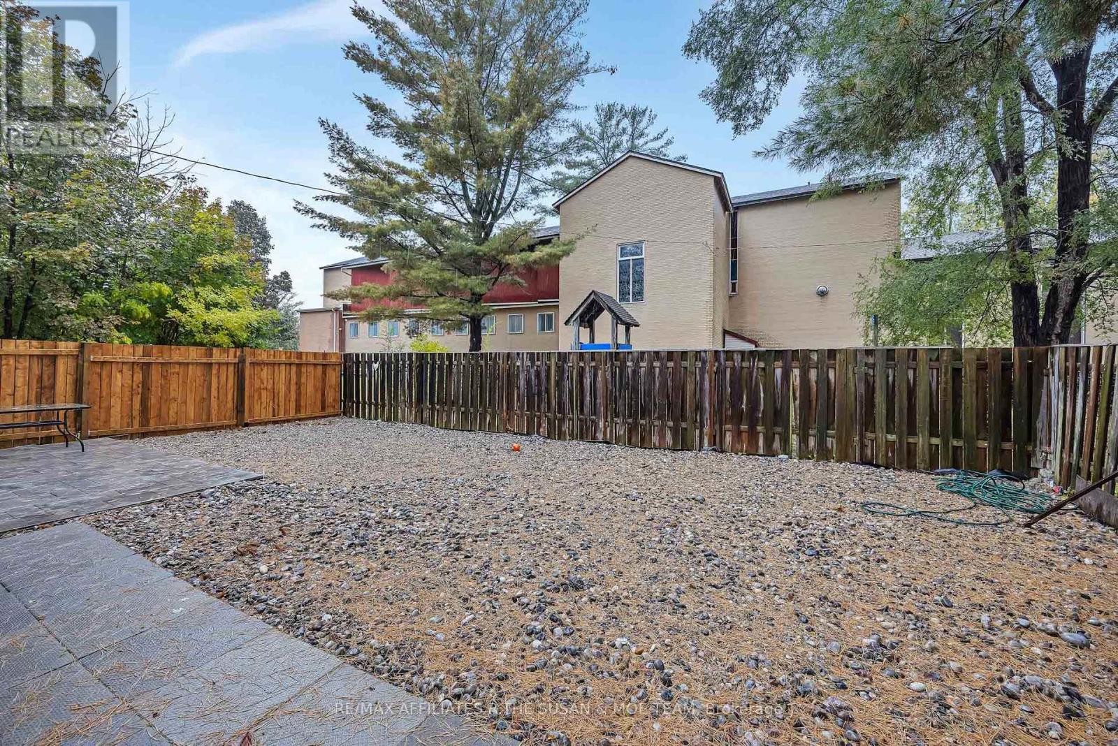 2131 Neepawa Avenue, Ottawa, Ontario  K2A 3L8 - Photo 21 - X14082894