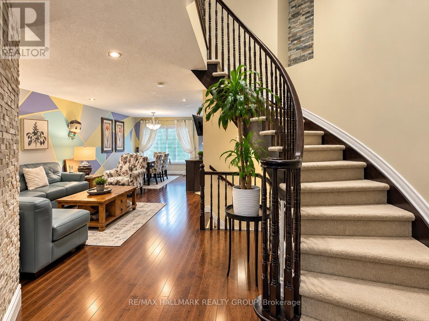 702 Whaley Ridge, Ottawa, Ontario  K4A 0P9 - Photo 5 - X14083218