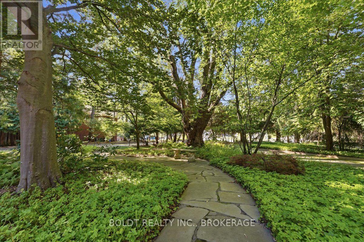 290 Riverview Boulevard, St. Catharines (Glendale/glenridge), Ontario  L2T 3N4 - Photo 6 - X14083006