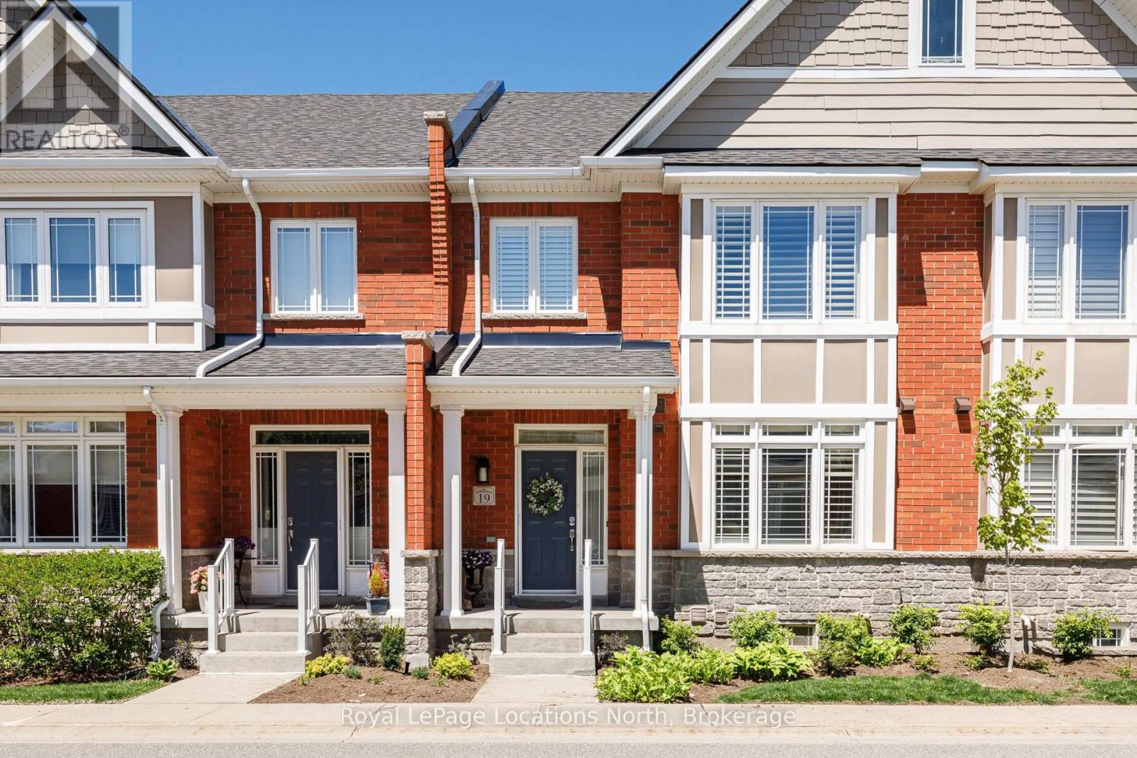 19 COLLSHIP LANE, collingwood, Ontario