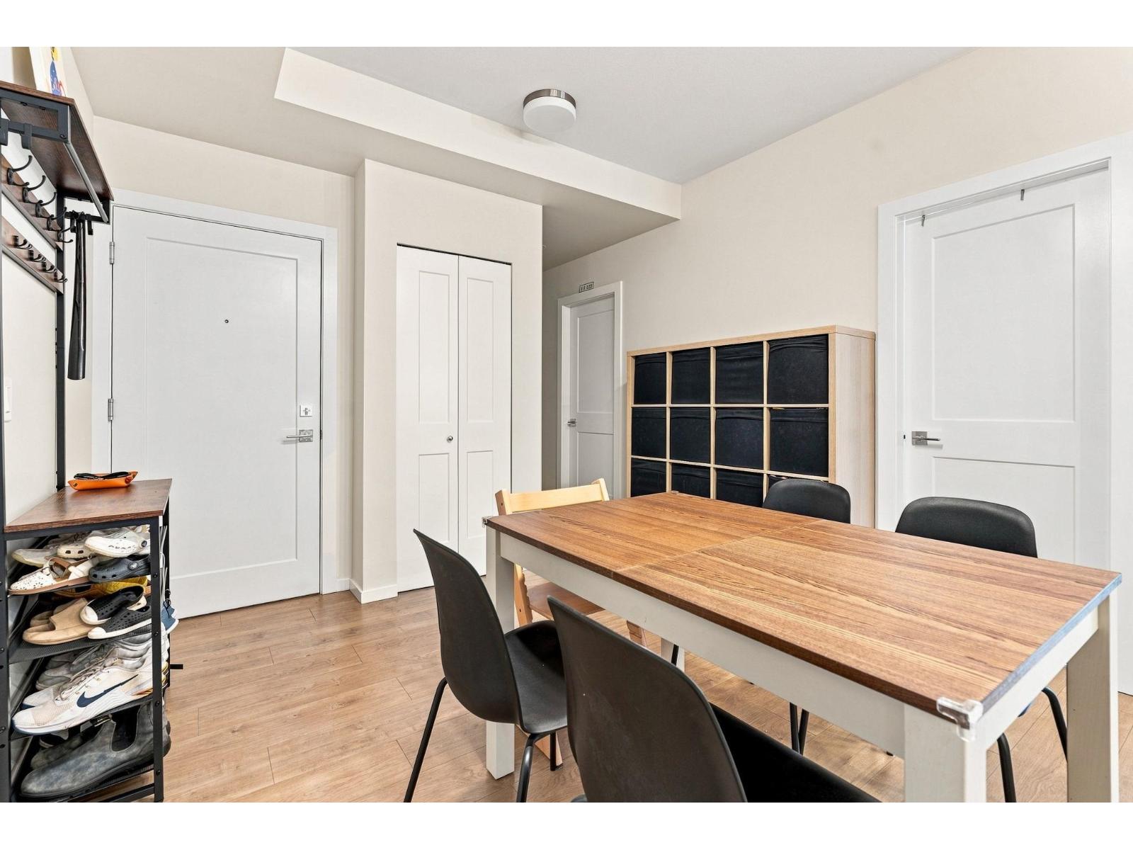 210 3319 148 Street, Surrey, British Columbia  V4P 0J2 - Photo 7 - R3174260