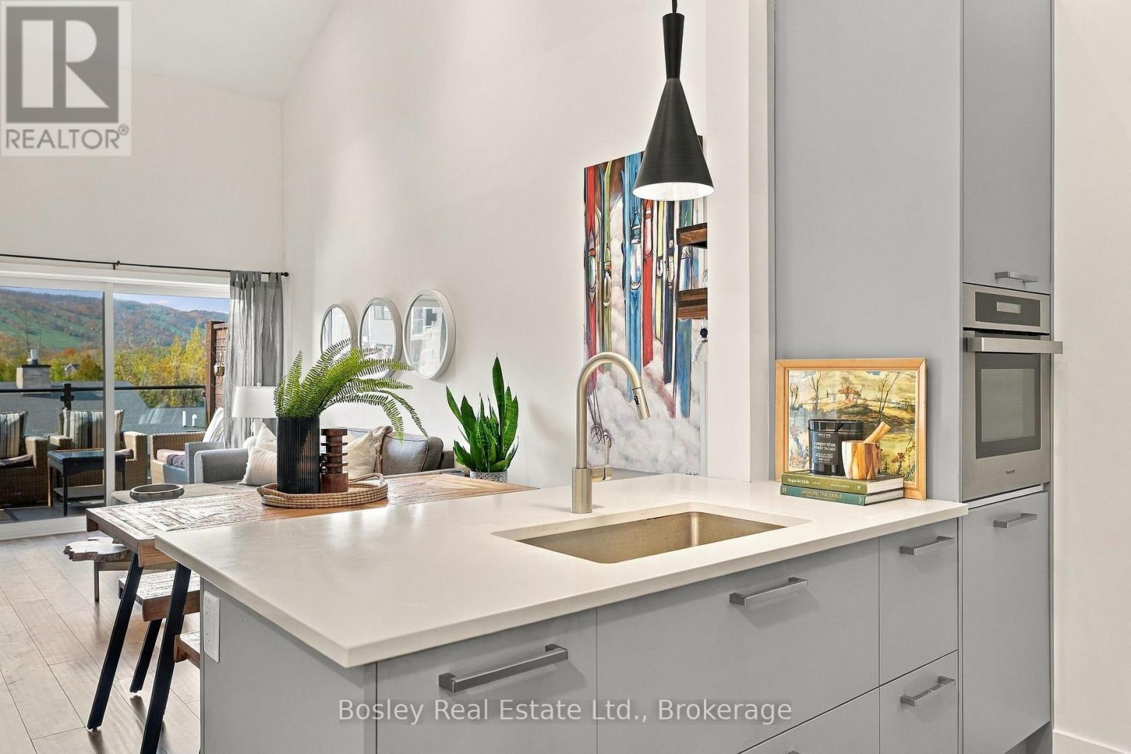 303 - 12 Beckwith Lane, Blue Mountains, Ontario  L9Y 0A4 - Photo 6 - X14083090