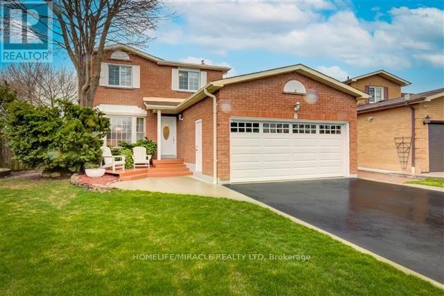 8 WILLOWCREST COURT, Brampton, Ontario