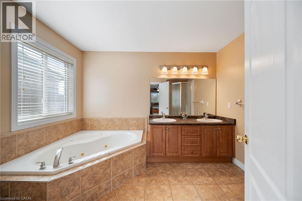 386 Old Mud Street, Stoney Creek, Ontario  L8J 1X1 - Photo 22 - 40871348