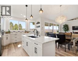724 Lone Pine Drive, Kelowna, British Columbia  V1P 1A1 - Photo 7 - 10403716