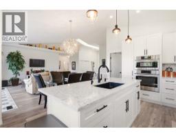 724 Lone Pine Drive, Kelowna, British Columbia  V1P 1A1 - Photo 9 - 10403716