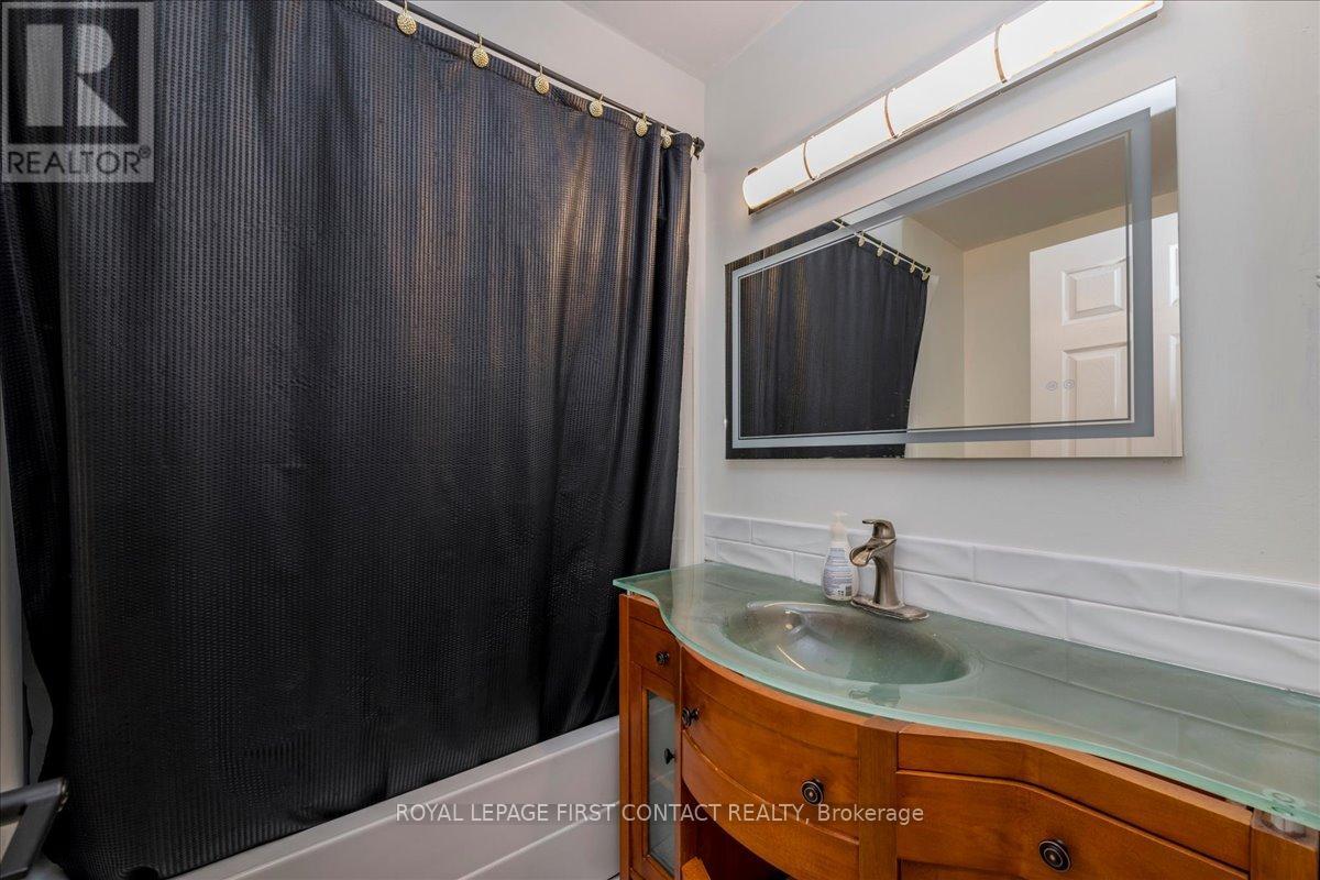 1078 Balsam Road, Innisfil, Ontario  L0L 1C0 - Photo 11 - N14082998