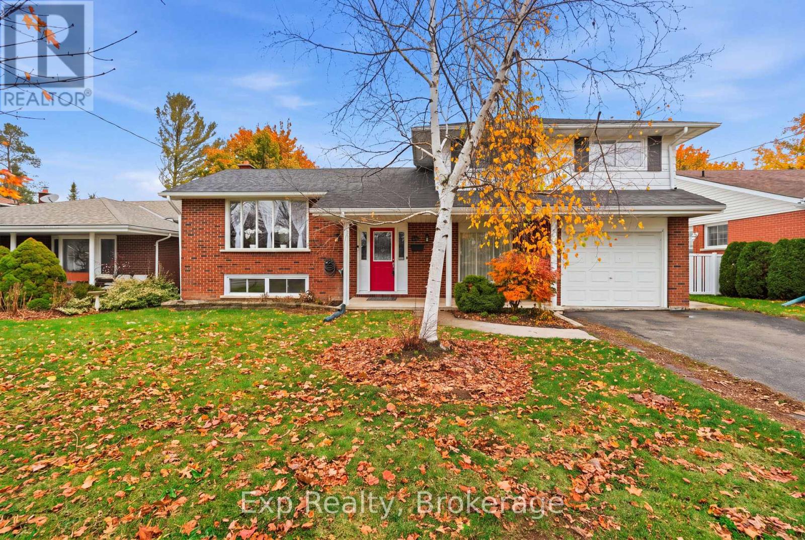 15 THORNCLIFFE DRIVE, Belleville, Ontario