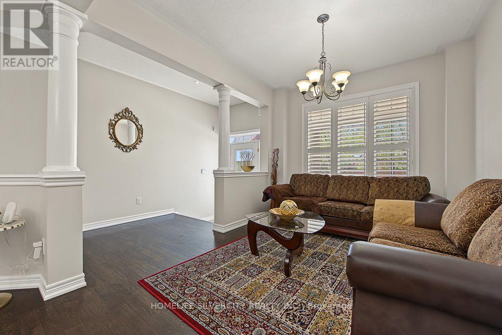 483 Hinchey Crescent, Milton, Ontario  L9T 7Y7 - Photo 6 - W14082984