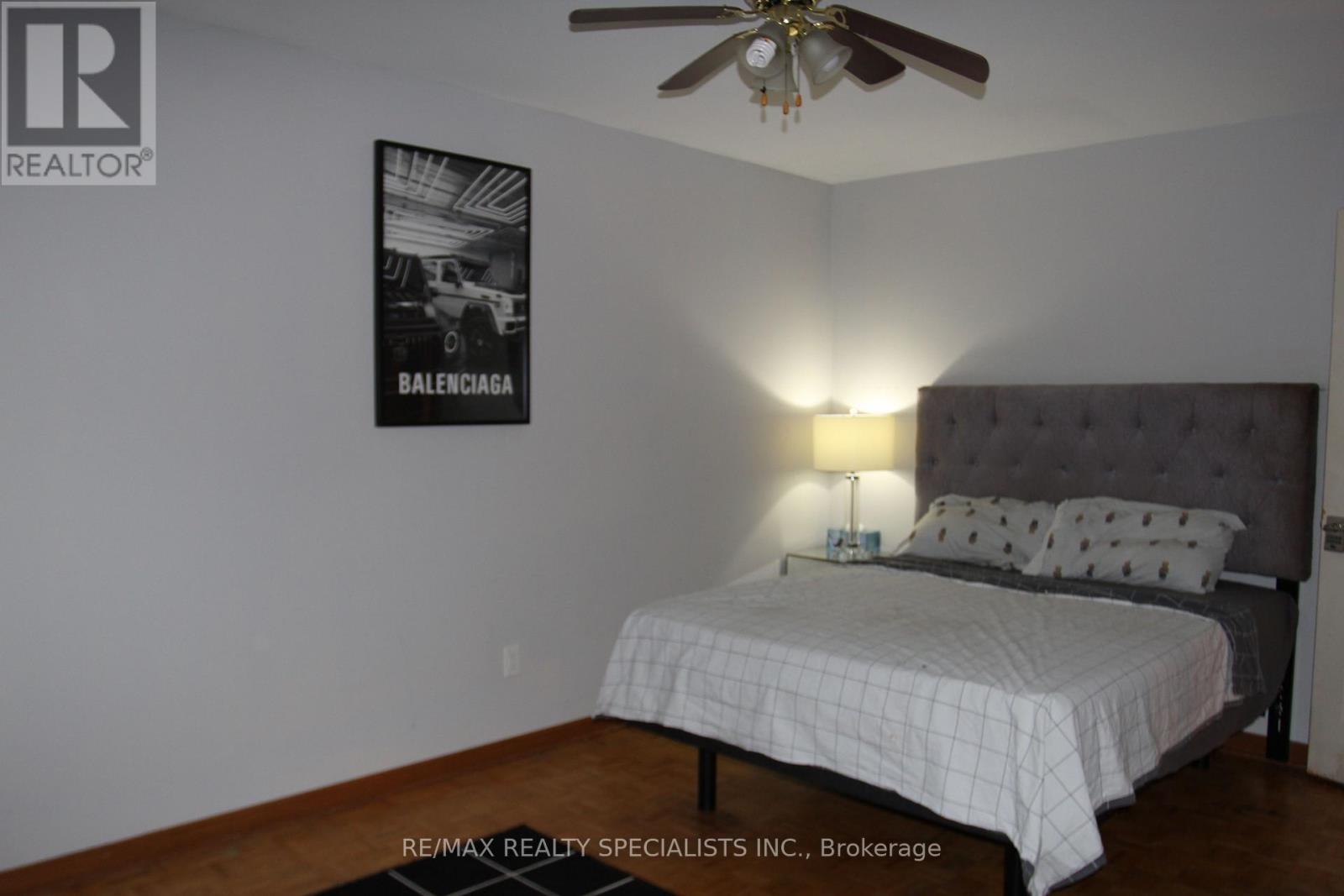 31 Laburnham Avenue, Toronto, Ontario  M8W 1S6 - Photo 14 - W14083052