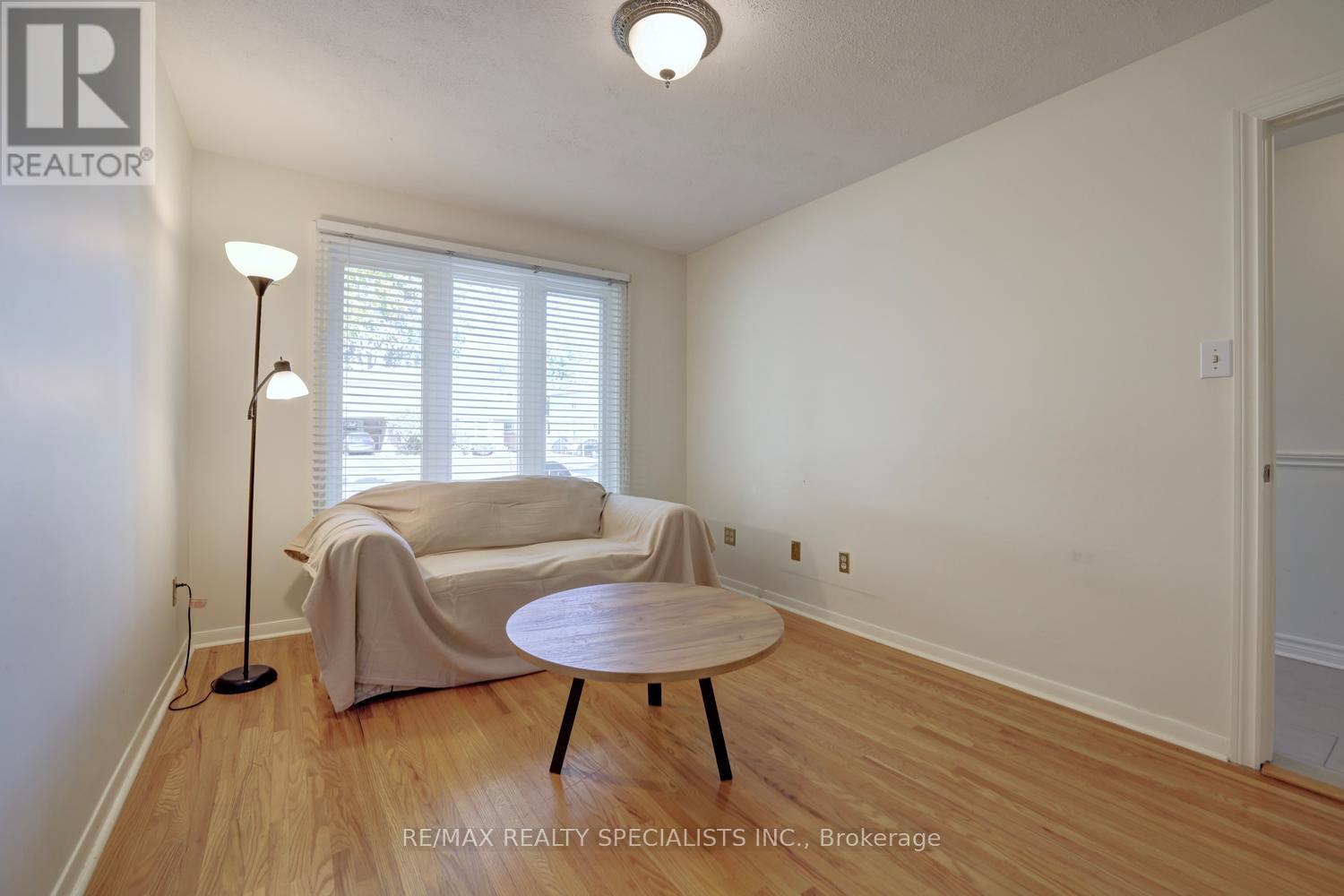 2494 Barcella Crescent, Mississauga, Ontario  L5K 1E2 - Photo 17 - W14083054