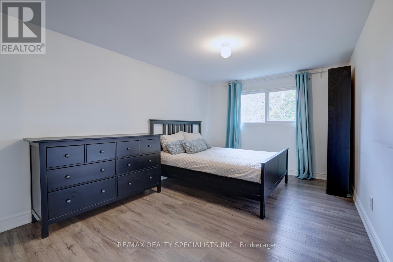 2494 Barcella Crescent, Mississauga, Ontario  L5K 1E2 - Photo 22 - W14083054