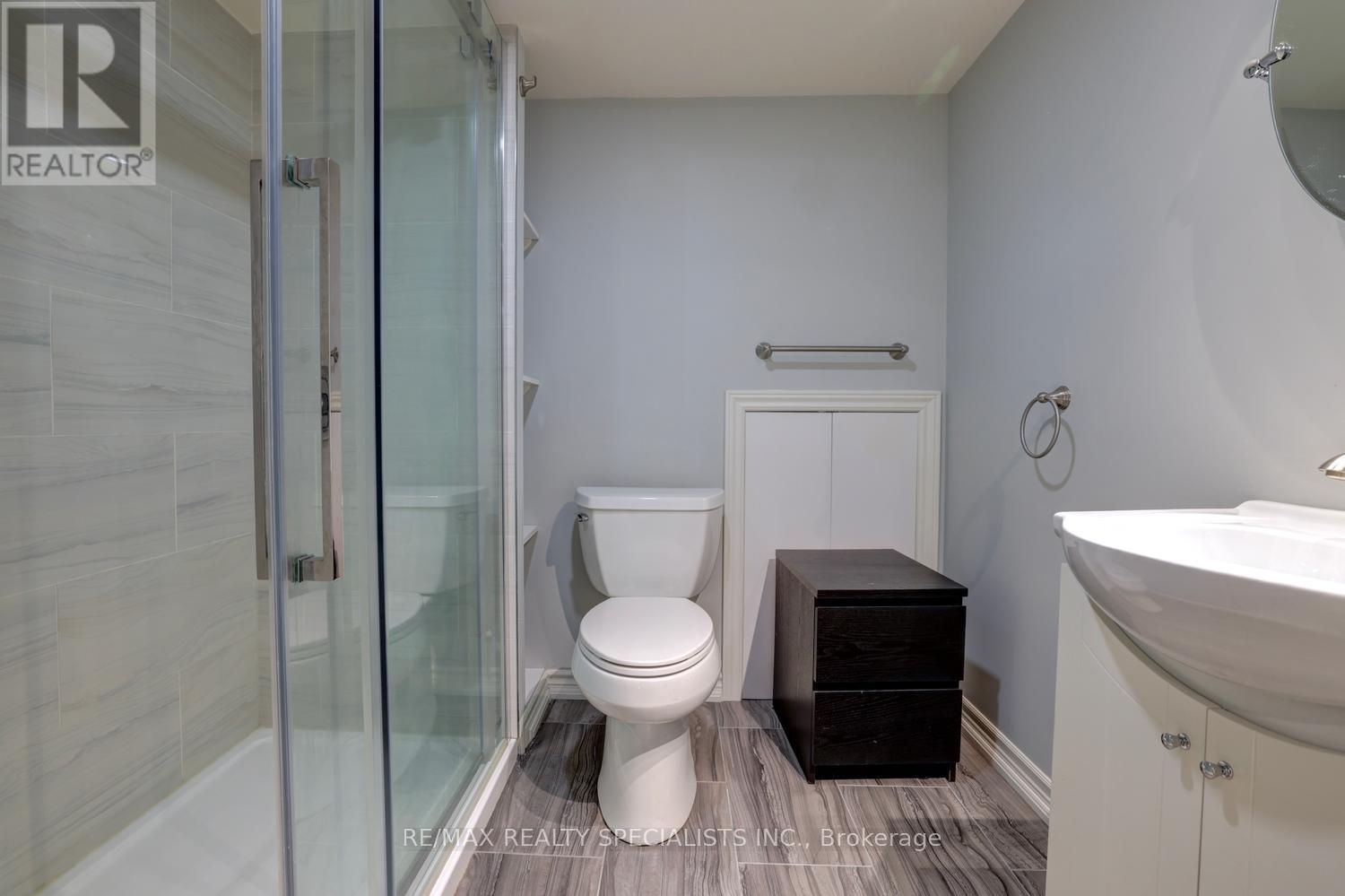 2494 Barcella Crescent, Mississauga, Ontario  L5K 1E2 - Photo 30 - W14083054