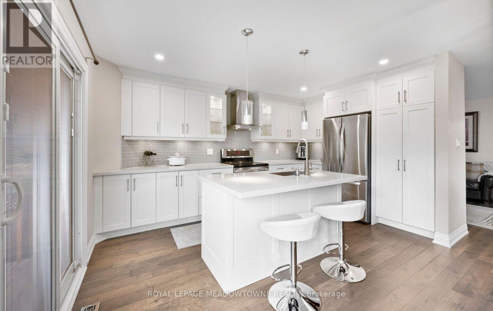 5419 Loonlake Avenue, Mississauga, Ontario  L5V 2E1 - Photo 11 - W14083086