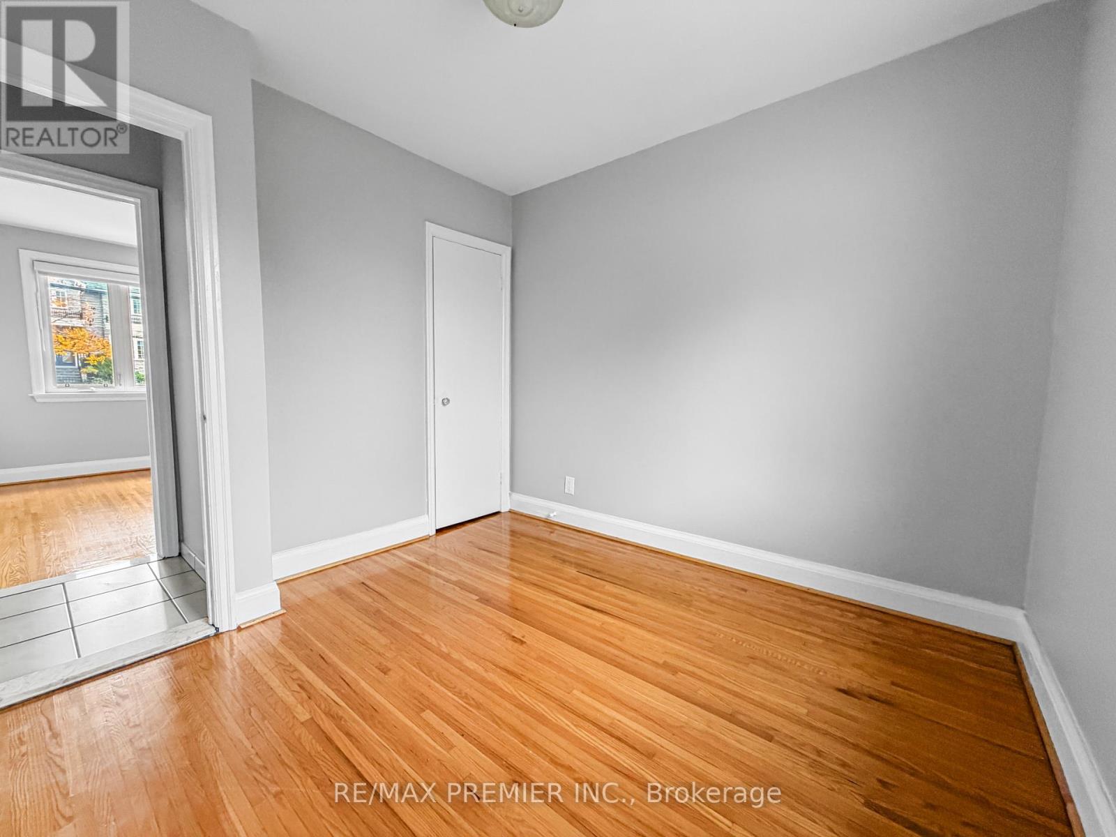 Main - 376 Rustic Road, Toronto, Ontario  M6L 1W7 - Photo 14 - W14083132