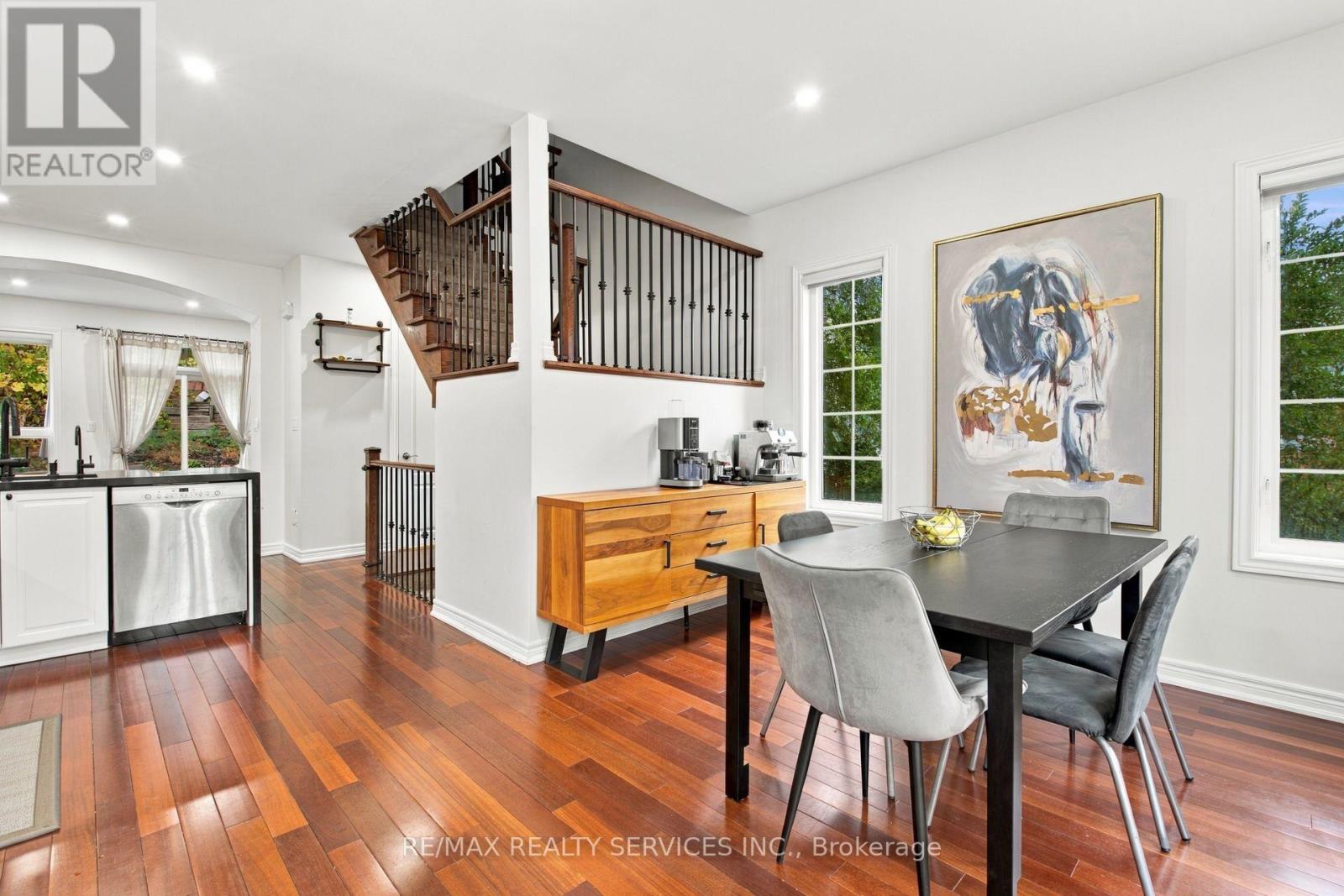 38 Bell Manor Drive, Toronto, Ontario  M8Y 0A4 - Photo 14 - W14083182