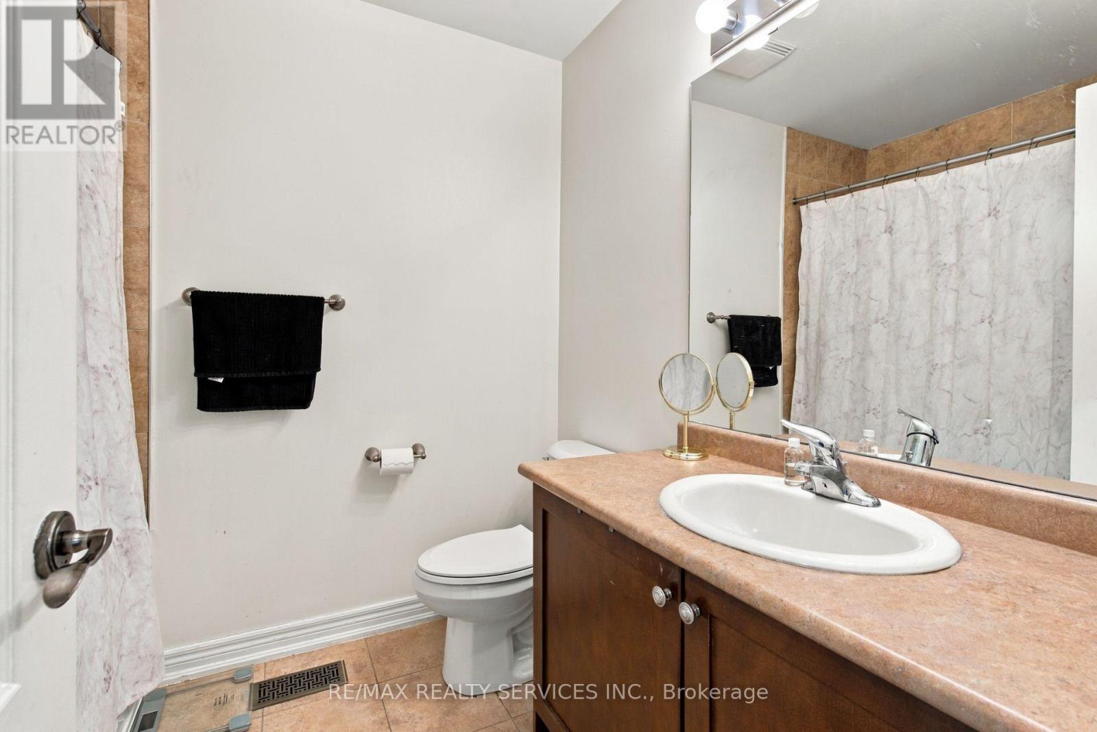 38 Bell Manor Drive, Toronto, Ontario  M8Y 0A4 - Photo 24 - W14083182