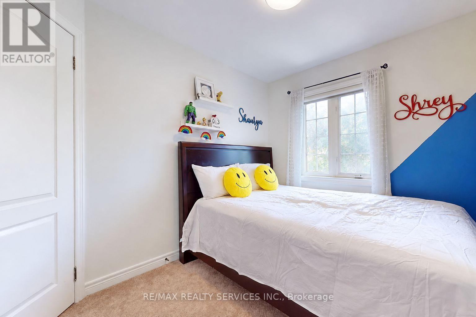 38 Bell Manor Drive, Toronto, Ontario  M8Y 0A4 - Photo 26 - W14083182