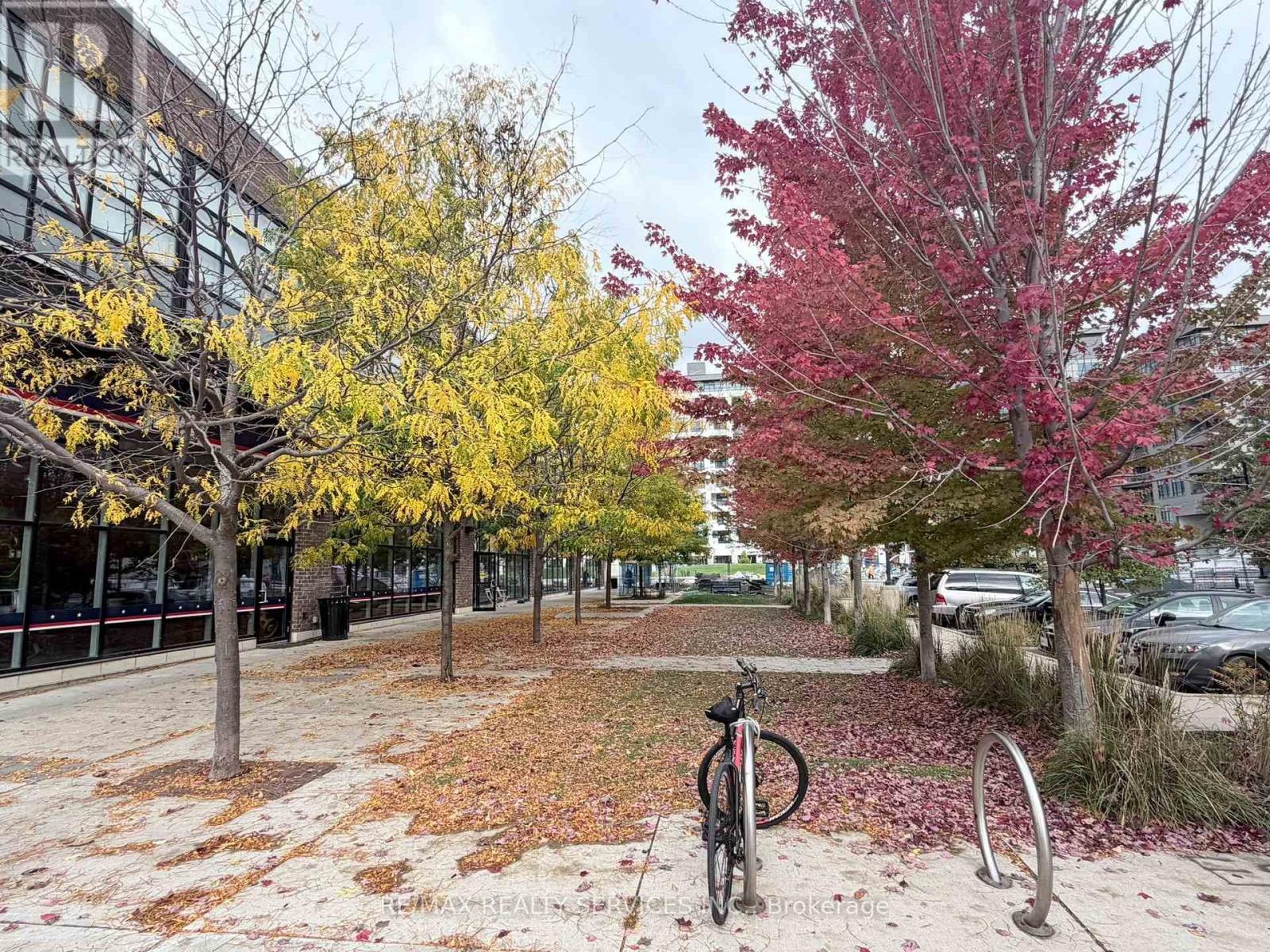 38 Bell Manor Drive, Toronto, Ontario  M8Y 0A4 - Photo 34 - W14083182