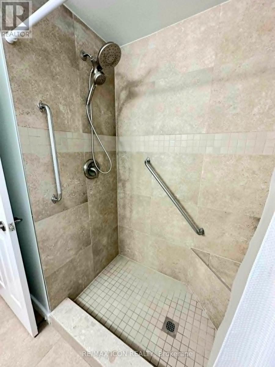 201 Biltmore Drive, South Huron, Ontario  N0M 1T0 - Photo 11 - X14034174