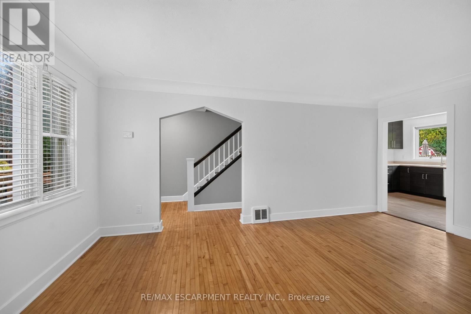 247 Homewood Avenue, Hamilton, Ontario  L8P 2M7 - Photo 7 - X14082978