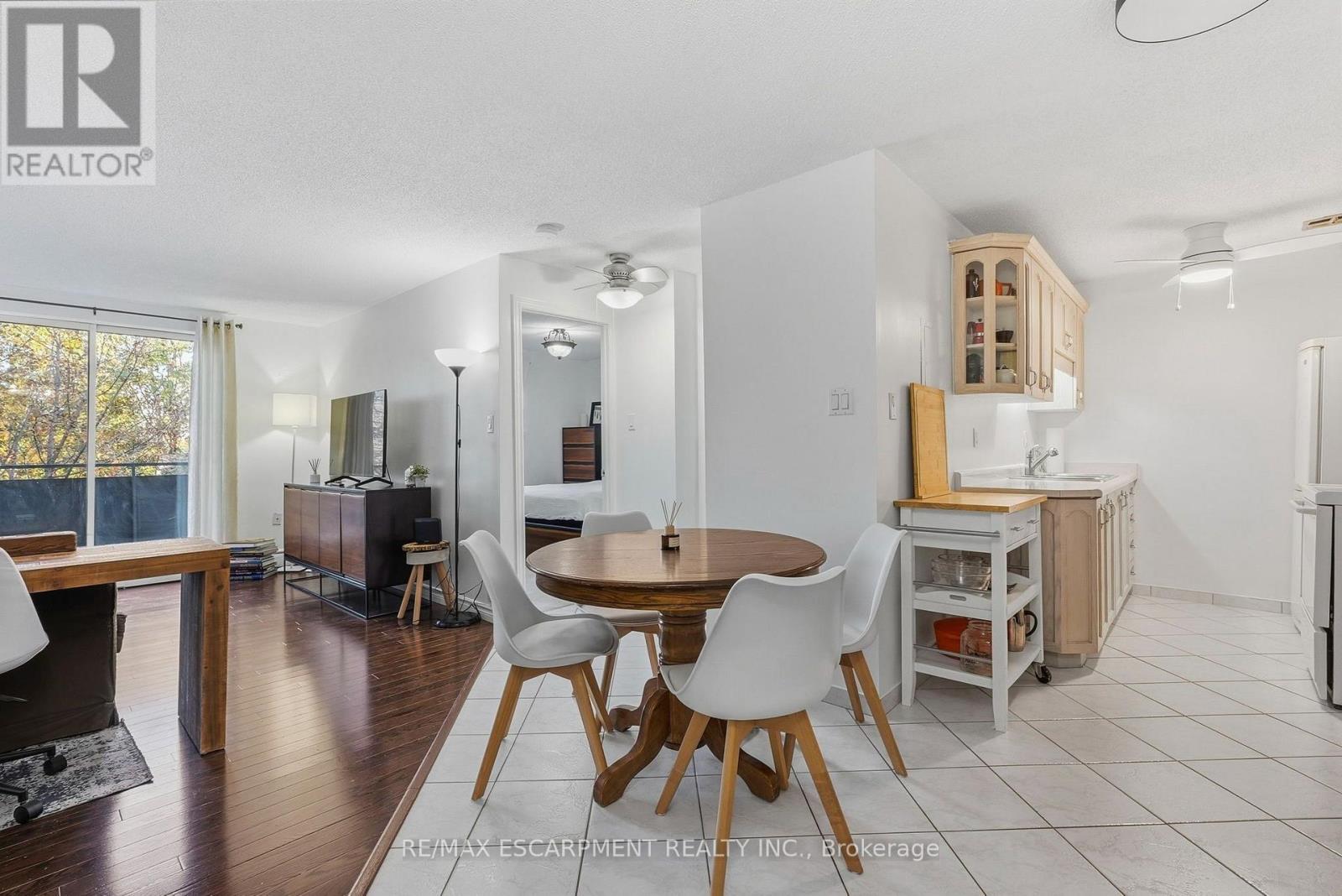 207 - 893 Concession Street, Hamilton, Ontario  L8V 1E7 - Photo 1 - X14083004