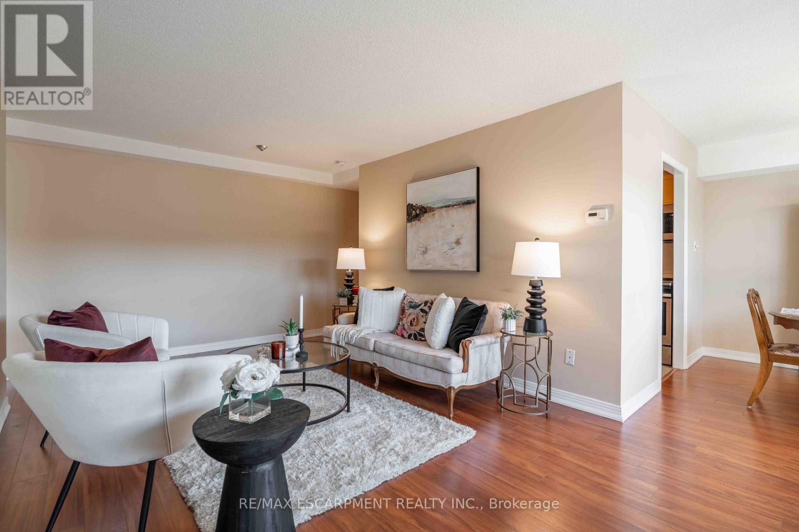 6 - 606 Village Green Boulevard, Hamilton, Ontario  L8G 5B7 - Photo 3 - X14083138