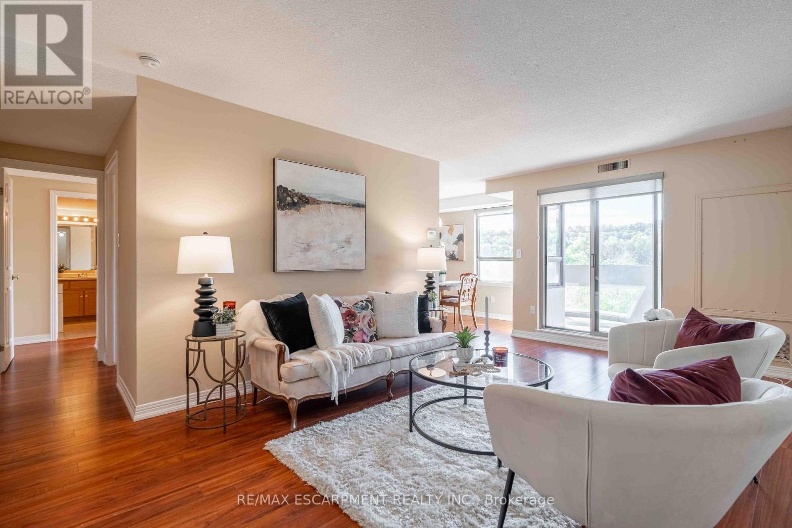 6 - 606 Village Green Boulevard, Hamilton, Ontario  L8G 5B7 - Photo 5 - X14083138
