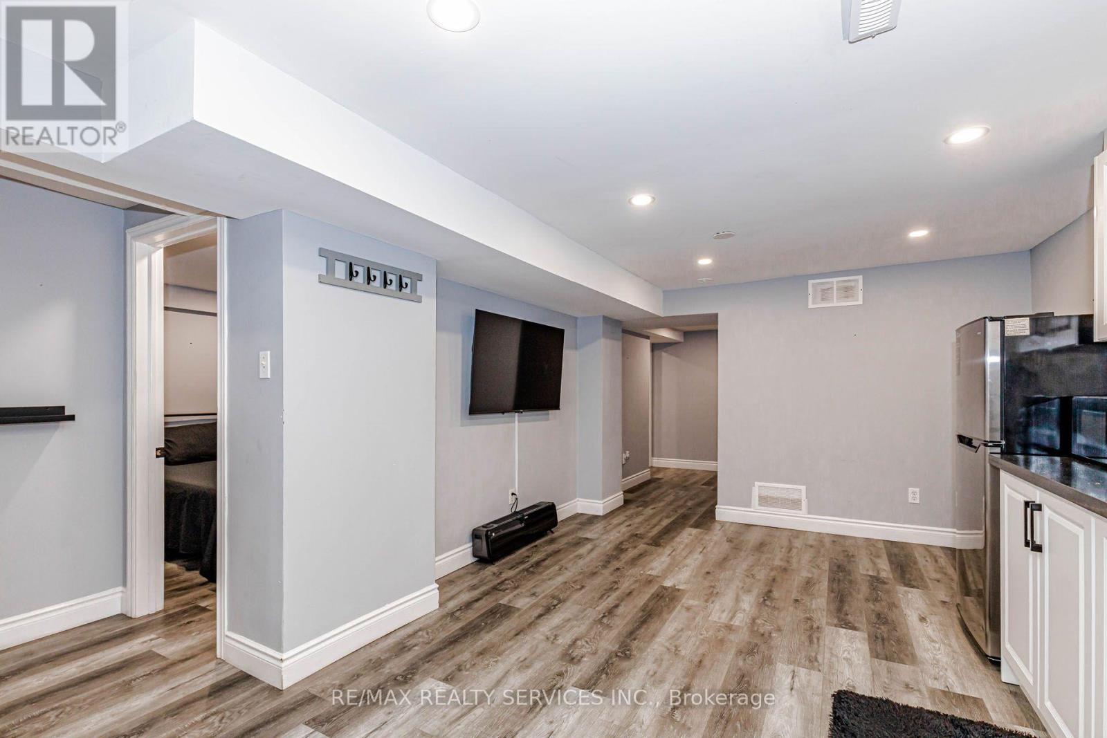5315 Ontario Avenue, Niagara Falls, Ontario  L2E 3R7 - Photo 37 - X14083208