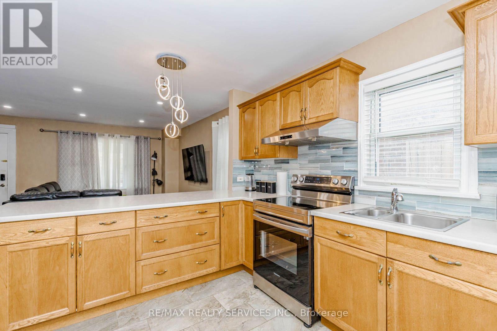 5315 Ontario Avenue, Niagara Falls, Ontario  L2E 3R7 - Photo 9 - X14083208