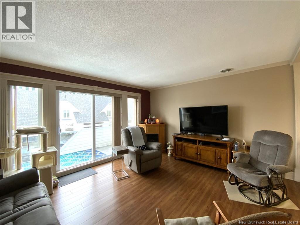20 Du Bourg Avenue Unit# H, Edmundston, New Brunswick  E3V 4C5 - Photo 5 - NB149786