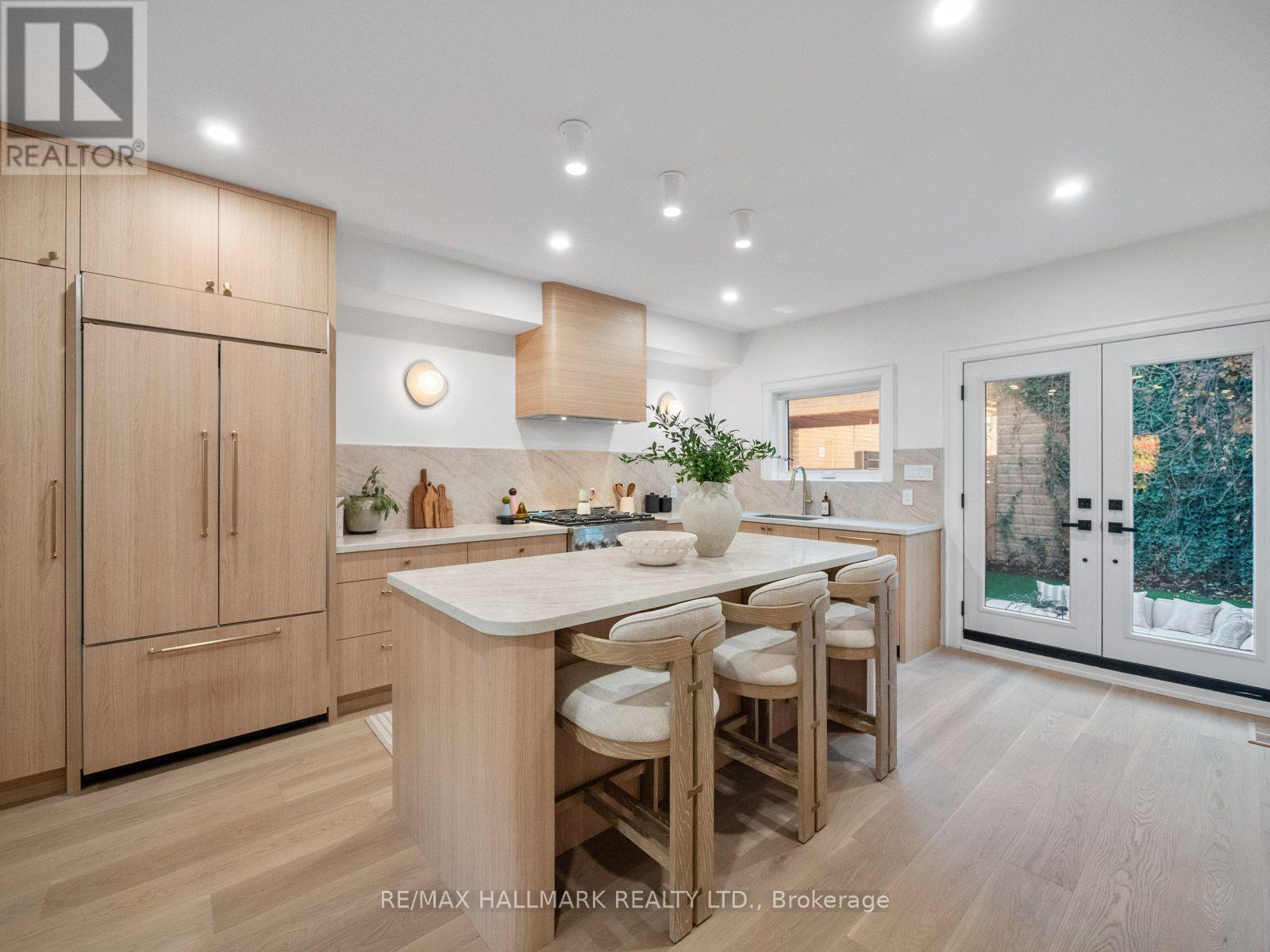 14 Mcgee Street, Toronto, Ontario  M4M 2K9 - Photo 12 - E14016140