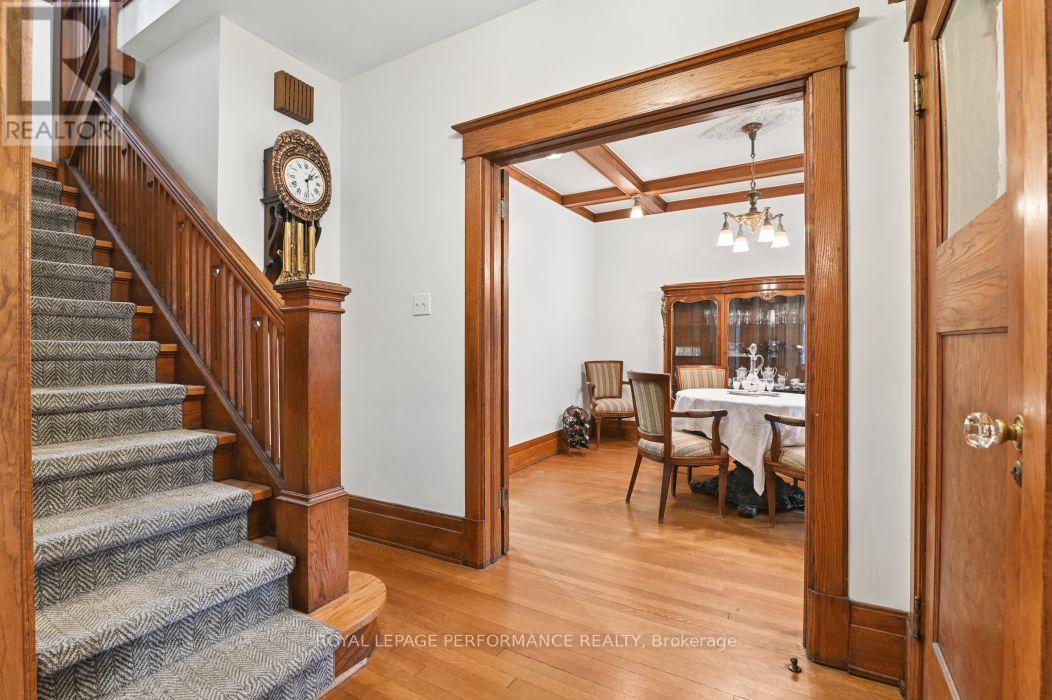 16 Renfrew Avenue, Ottawa, Ontario  K1S 1Z3 - Photo 9 - X14083240