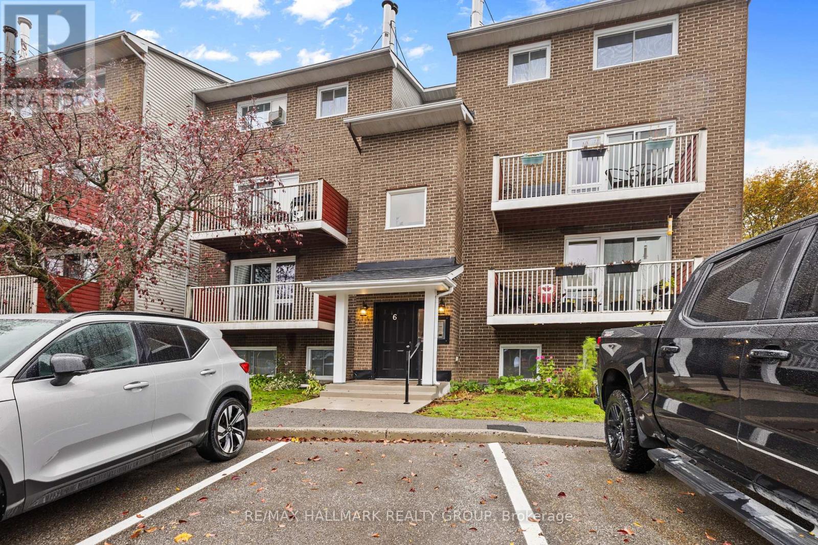 605 - 1589 St Bernard Street, Ottawa, Ontario  K1T 3H9 - Photo 2 - X14083266