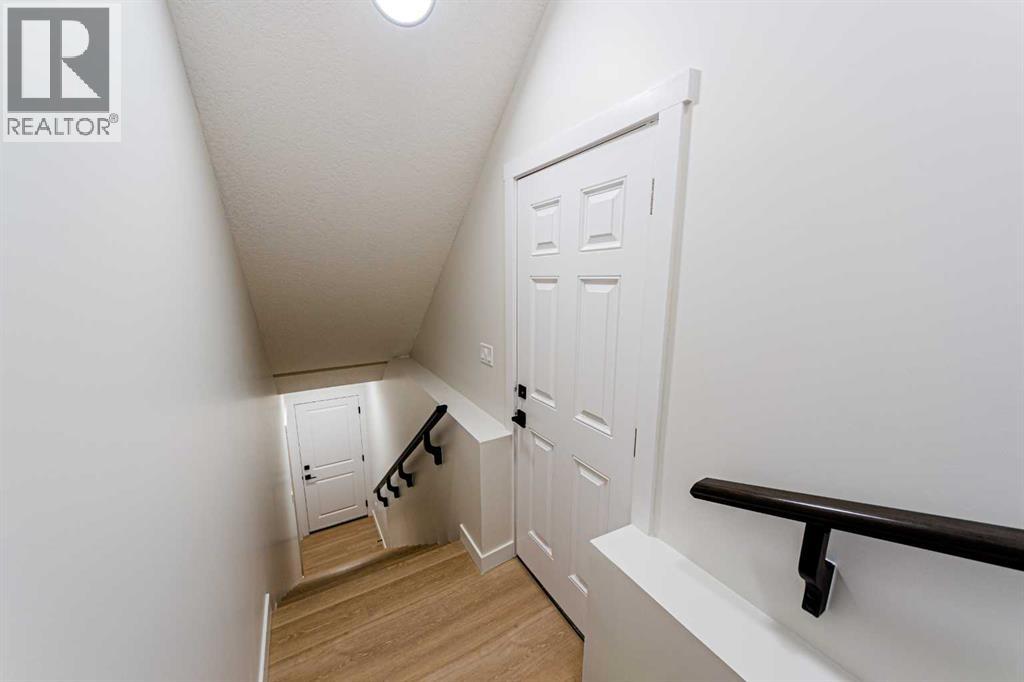 2 Fireside Common, Cochrane, Alberta  T4C 3E1 - Photo 10 - A2351162